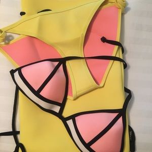 TRIANGL Swimsuit Size Large